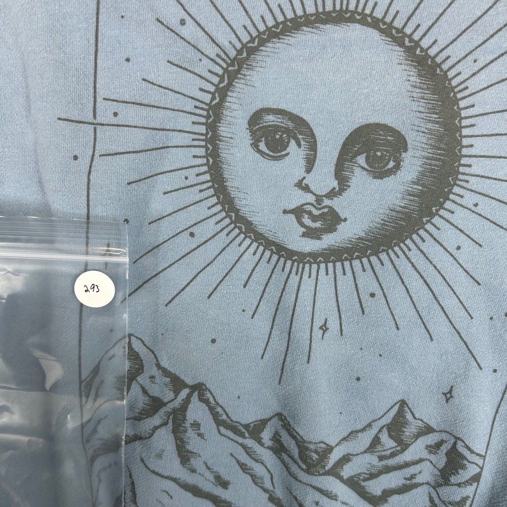 American‎ Eagle Light Blue Celestial Sun Mountain Graphic Sweatshirt Size XS - Picture 13 of 13